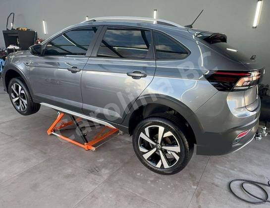 VOLKSWAGEN NIVUS 1.0 200 TSI TOTAL FLEX HIGHLINE AUTOMÁTICO VOLKSWAGEN NIVUS 1.0 200 TSI TOTAL FLEX HIGHLINE AUTOMÁTICO